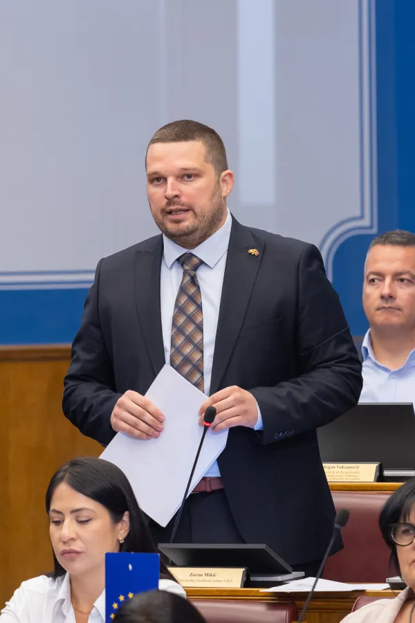 Mikić: Alarmantan broj zavisnika od kocke, država ozbiljnije da se pozabavi tim problemom