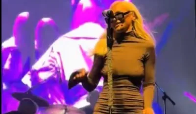 (FOTO) Nata&scaron;a Bekvalac poslije vađenja silikona&nbsp;jo&scaron; veća bomba