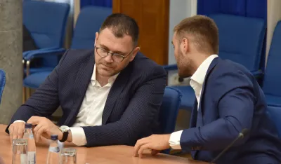 Opozicija traži&nbsp;saslu&scaron;anje Vukovića i Kordić,&nbsp;želi podatke o turističkoj sezoni