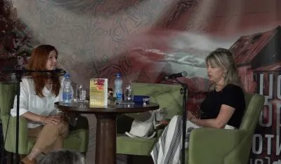 Trg od knjige: Poezija, odrastanje i tragovi rata u pričama života