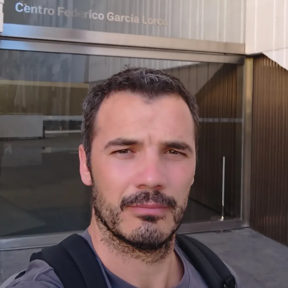 O nasilju, zajednici i ontologiji granice