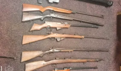 Herceg Novi: Pronađeni ručni raketni bačac, sedam pu&scaron;aka, startni pi&scaron;tolj i municija