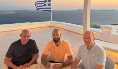 Furnije sa braćom Angelopulos