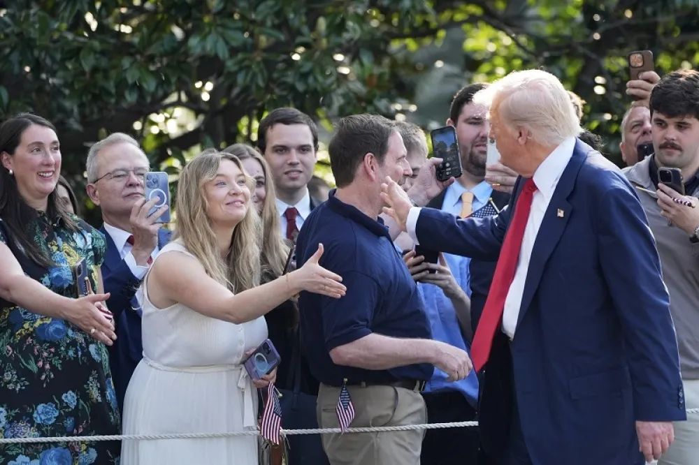 Tramp i Fon der Lajen pregovaraće u &Scaron;kotskoj o trgovinskom sporazumu