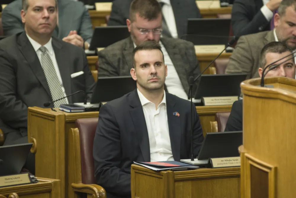 Spajić će sjutra odgovarati na poslanička pitanja