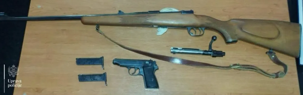 Pretresi u zapadnoj regiji: Oduzeta dva komada oružja u ilegalnom posjedu, uhap&scaron;eno OIL