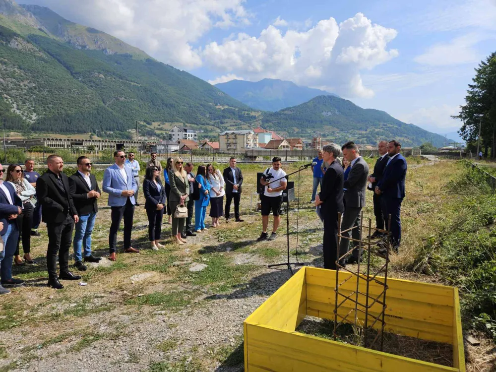 Gusinje dobija vi&scaron;enamjenski centar za javne usluge