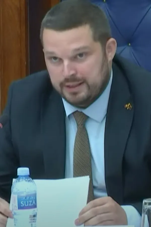 Mikić: Vlada predloženim Zakonom o ANB-u poku&scaron;ava da legalizuje ono &scaron;to je za vrijeme biv&scaron;eg režima rađeno nezakonito