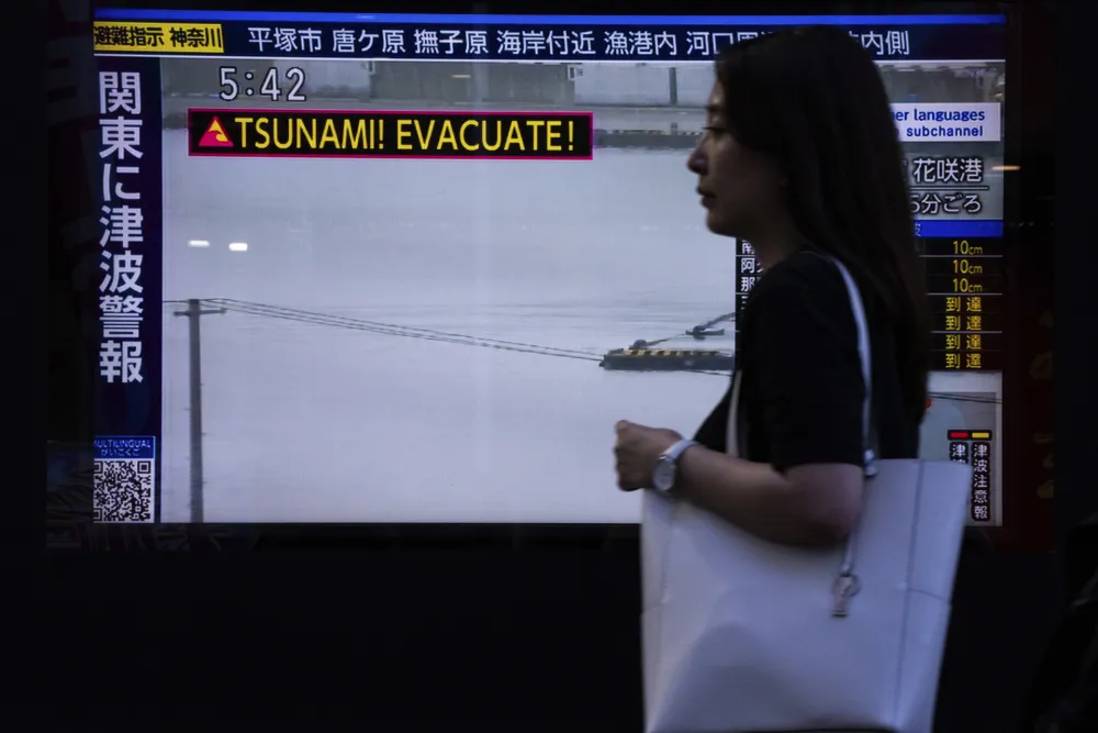 Upozorenje na cunami ublaženo: Savjet za oprez na Havajima i dijelovima Japana