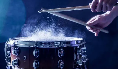 Otkriven identitet novog bubnjara Foo Fightersa