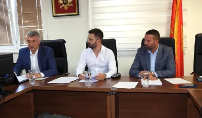 Upravni odbor ZZZCG: Manje nezaposlenih i pozitivni trendovi na trži&scaron;tu rada