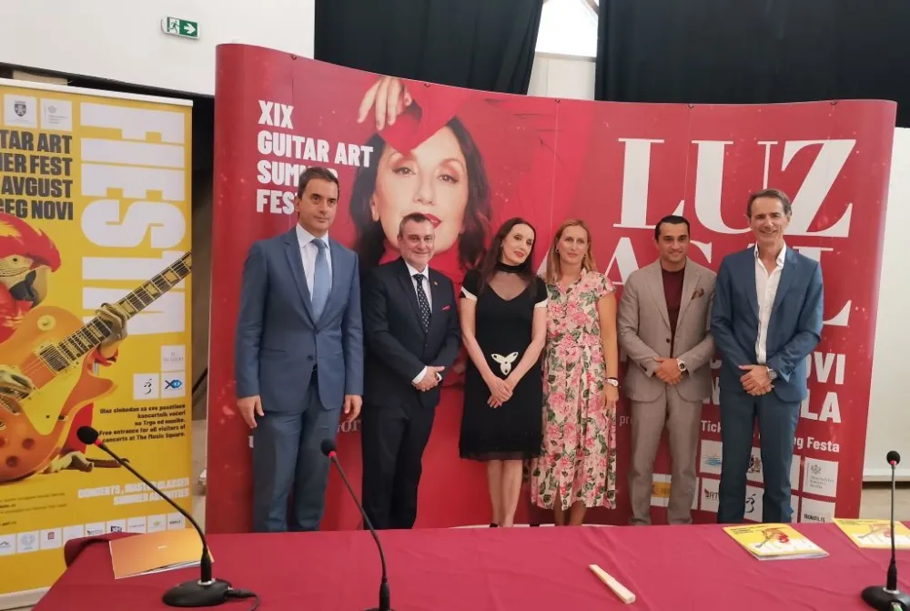 Luz Casal večeras na Kanli kuli u Herceg Novom 