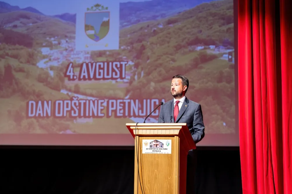 Milatović prisustvovao svečanosti povodom Dana op&scaron;tine Petnjica