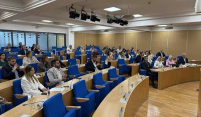 U Skup&scaron;tini Glavnog grada raspravlja se i glasa samo &scaron;to opozicija želi