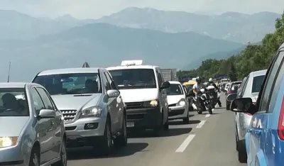 AMSCG: Vožnju prilagoditi saobraćajnim i vremenskim prilikama