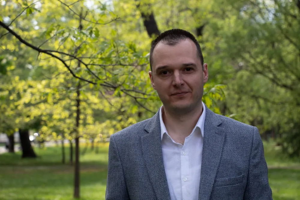 Krnić za "Dan": Procenti i fotelje iznad javnog interesa