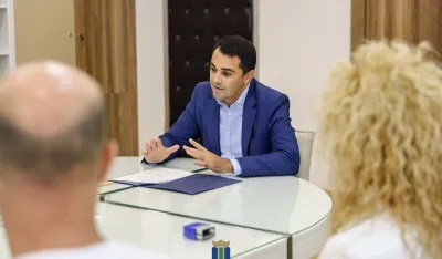 Potpisani ugovori sa podržanim zanatlijama i mladim poljoprivrednikom