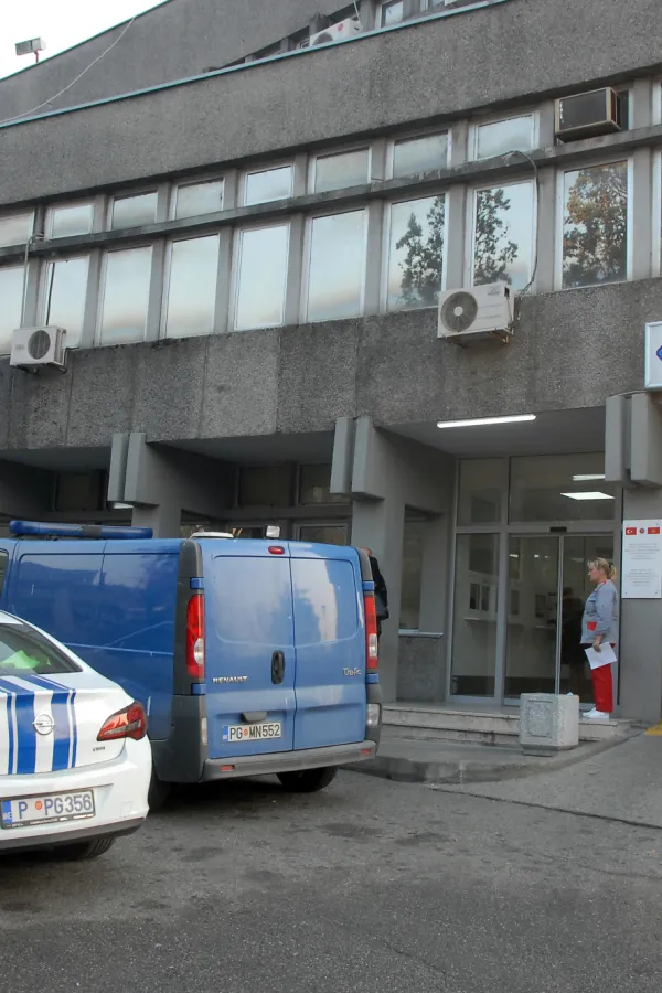 Preminula žena pretučena pred djetetom u Danilovgradu