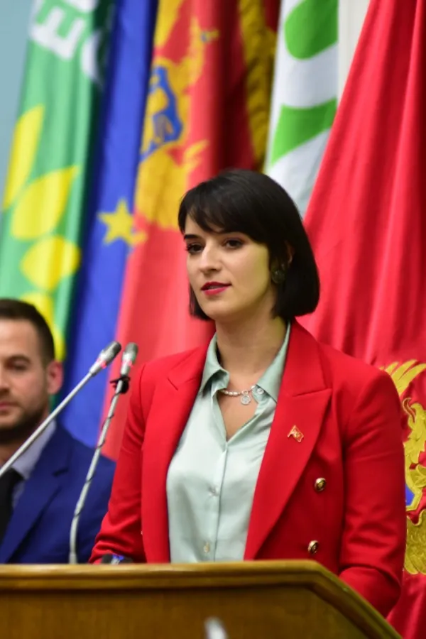 Lompar: Femicid je sistemski problem, država nam ne daje podr&scaron;ku