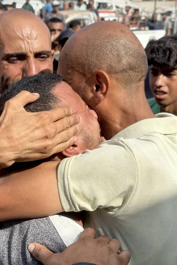 Najmanje 38 Palestinaca ubijeno dok su čekali pomoć iz konvoja Ujedinjenih nacija