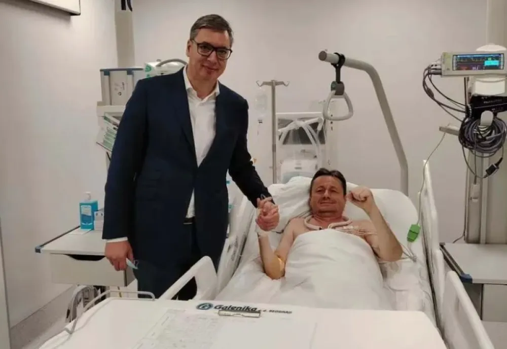 Vučić posjetio Gli&scaron;ića u bolnici: "Darko nesalomivi"