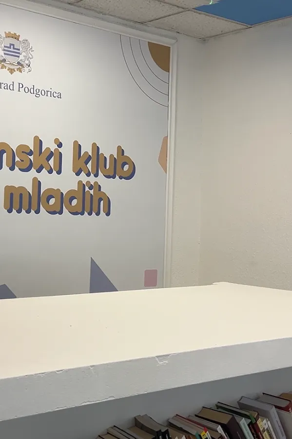 Omladinski klub Zona mladih