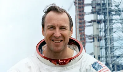 Preminuo astronaut misije Apolo 13 Džim Lovel