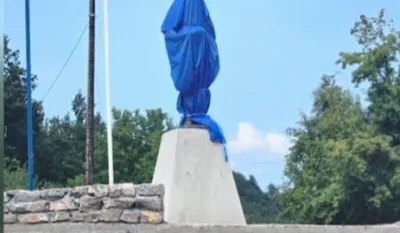 Spomenik Pavlu Đuri&scaron;iću, Zaostro, Berane