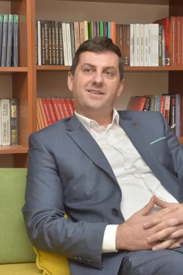 Muratović za "Dan": Crna Gora iseljenike dočekuje ra&scaron;irenih ruku