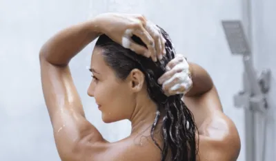 Ovih pet trikova smiriće i najneposlu&scaron;niju kosu