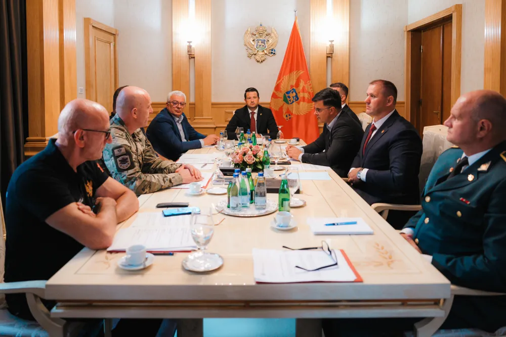 Održana hitna sjednica Savjeta za bezbjednost i odbranu