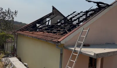 (VIDEO) U požarima&nbsp;izgorelo preko 20 objekata