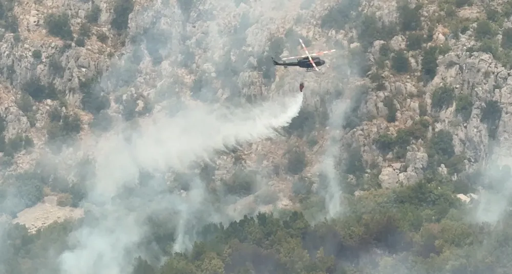 Stiže helikopter sa posadom za ga&scaron;enje požara iz BiH