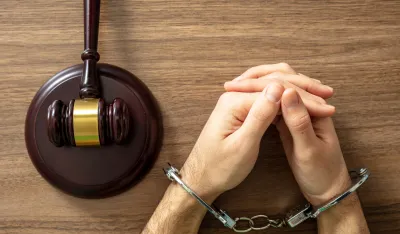 Osumnjičenom određeno zadržavanje zbog napada na policijskog službenika