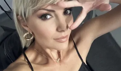Porodila se pjevačica Milena Vučić: Stigle djevojčice, žurka može da počne