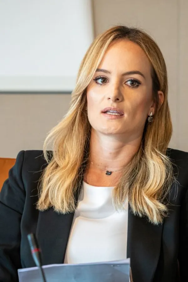 Objedinjavanje lokalnih izbora tek 2027. godine: Politički problemi zbog produženih mandata