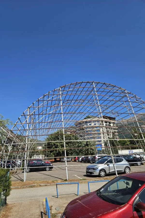 Turizam po pogre&scaron;noj logici - uzmi danas, izgubi sjutra: Ponor između "imamo pravo da naplatimo" i stvaranja destinacije