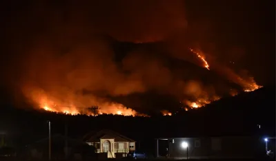 Požar u Tuzijma, Omer Božovići