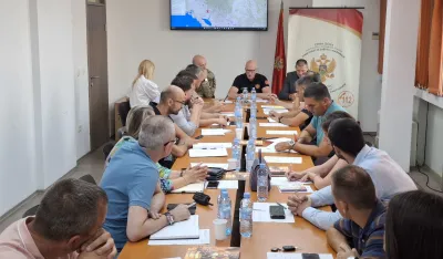 Operativni &scaron;tab za za&scaron;titu i spa&scaron;avanje: Sistem funkcioni&scaron;e organizovano, službe nastavljaju aktivnosti iz svojih nadležnosti