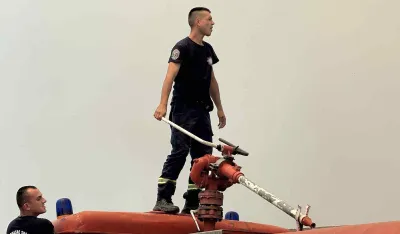   Mje&scaron;tani Kuča pozivaju&nbsp;dobrovoljce da pomogu u ga&scaron;enju požaru