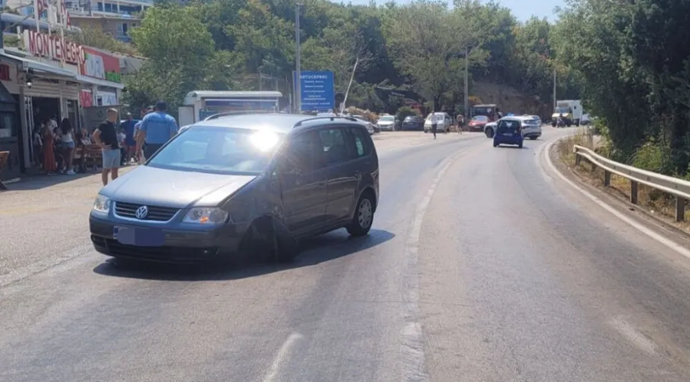 Dvoje povrijeđenih u saobraćajnoj nezgodi na putu Bar &ndash; Sutomore