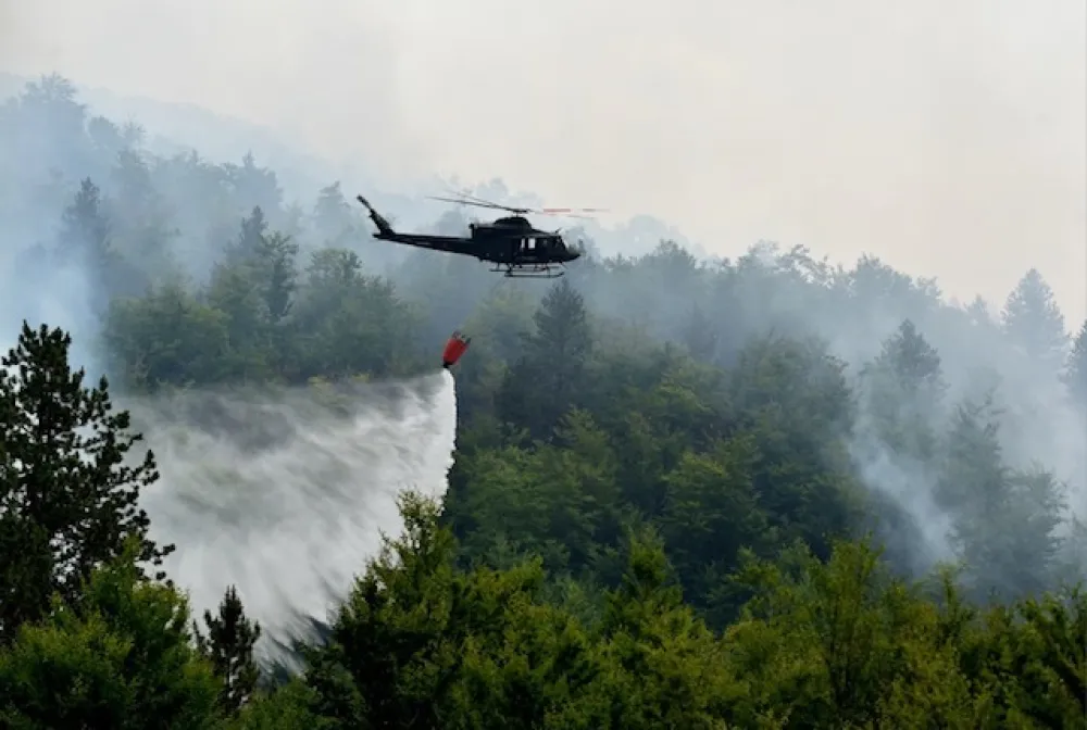 (VIDEO) Piperska sela i dalje u vatrenom obruču