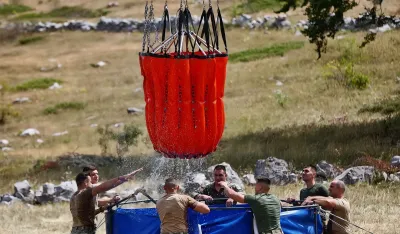 Vuksanović: Pripadnici Vojske Crne Gore daju maksimum, nastaviće sve dok opasnost u potpunosti ne bude otklonjena