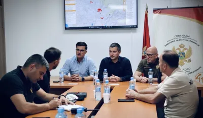 Bečić i &Scaron;aranović: Na&scaron;i vatrogasci, piloti, vojnici i dobrovoljci pokazali da Crna Gora nije mala zemlja kad se radi o velikim zadacima