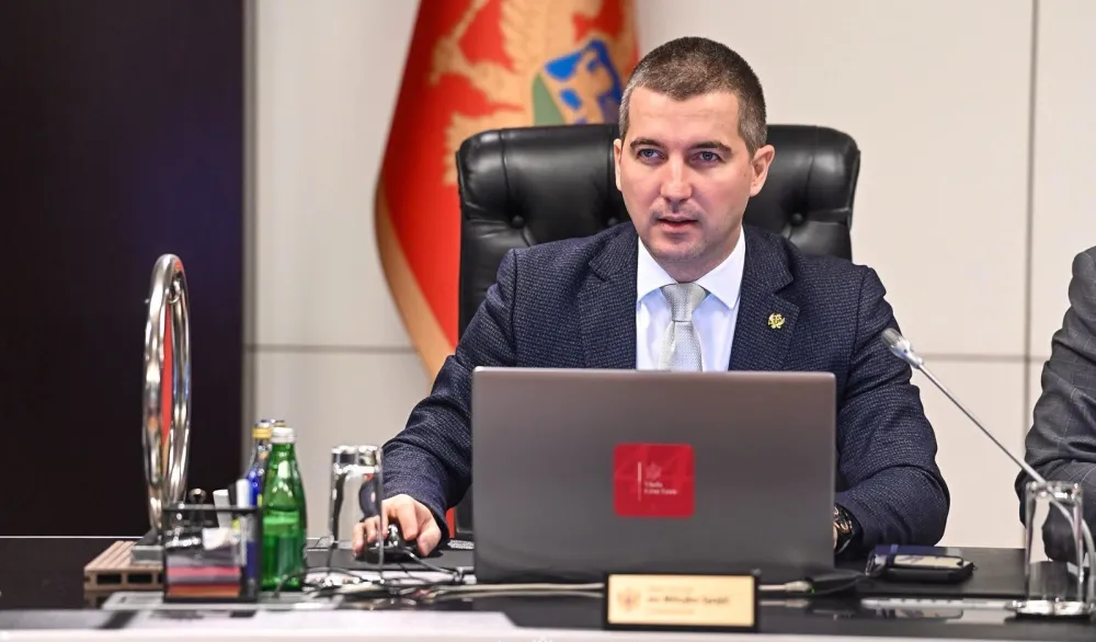 Bečić: Stevan Jovetić i dru&scaron;tveno odgovorne kompanije donirali opremu od 40.000 eura