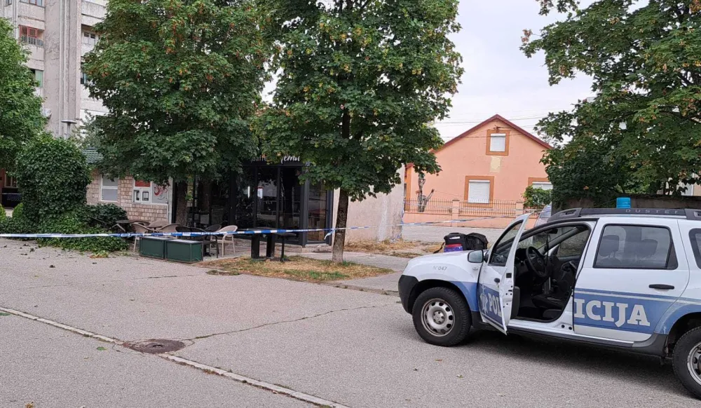 (VIDEO) Bačena eksplozivna naprava na kafić u Nik&scaron;iću
