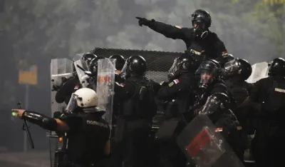 Sedma noć protesta &scaron;irom Srbije: Raste nezadovoljstvo zbog nasilnog postupanja policije