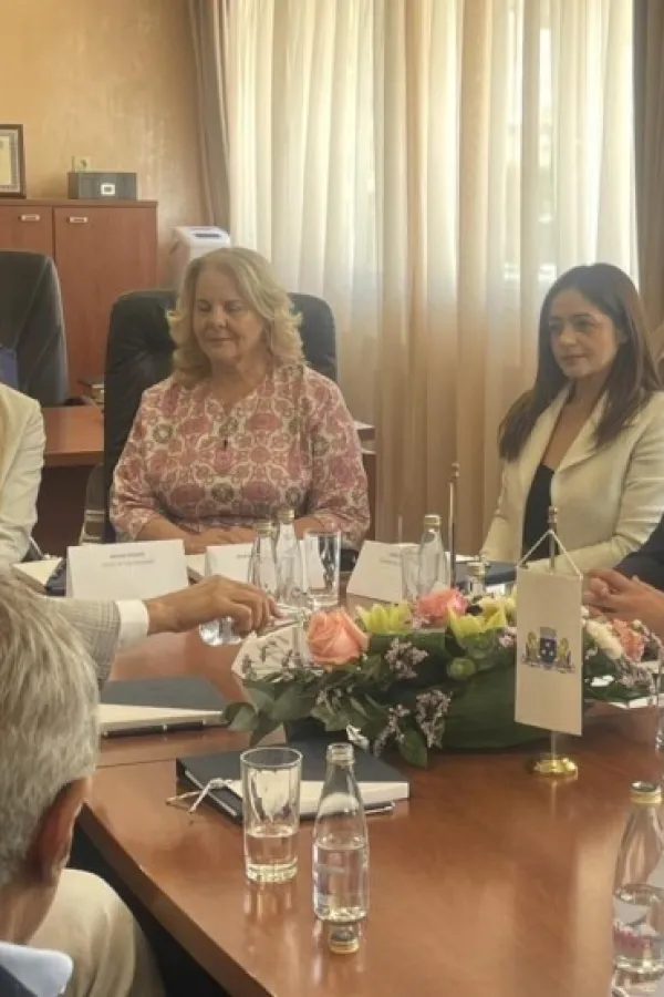 Jovanović sa Alabarom: Budva je spremna da prihvati i realizuje ozbiljne investicije