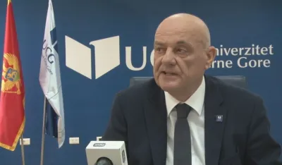 Prof. dr Du&scaron;ko Bjelica