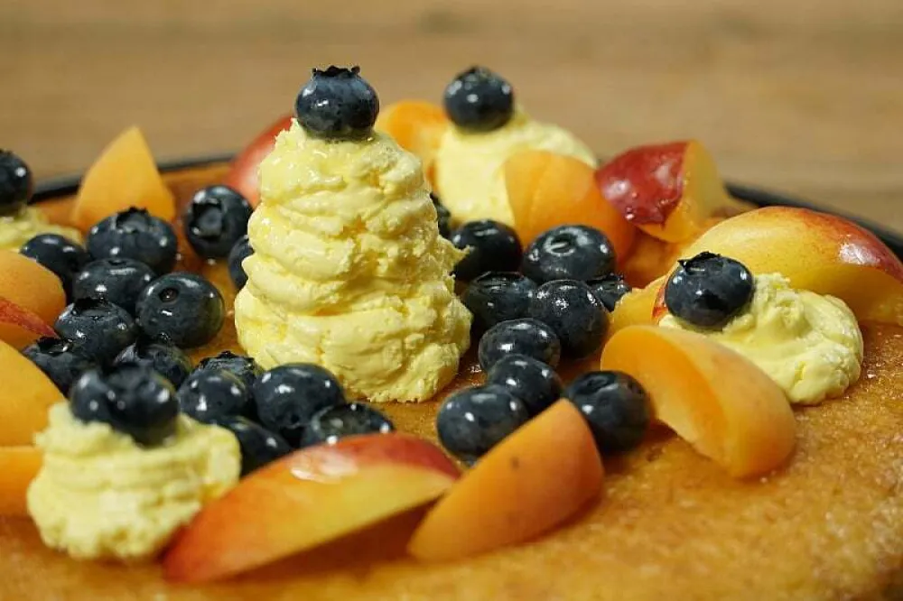 Kolač s jogurtom i grizom najmek&scaron;i ljetnji desert